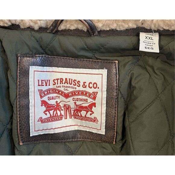 Levi's Men's Faux Leather Aviator Bomber Jacket with Sherpa Collar - Picture 5 of 5